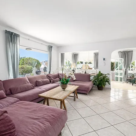 Villa Aqua Mediterranean With Private Pool